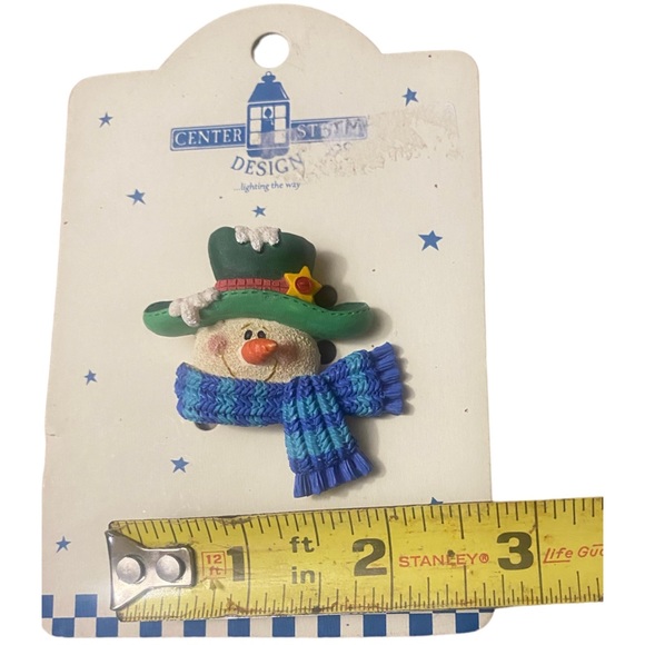 Lot of 3 Christmas Holiday Themed Costume Brooches (Snowman, Santa, Snowflake) - Picture 4 of 8